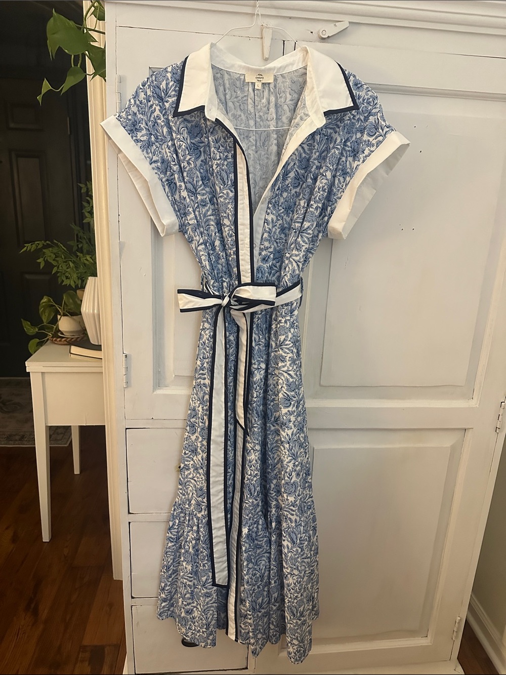 entro Blue and White Floral Maxi Dress with Contrast Trim